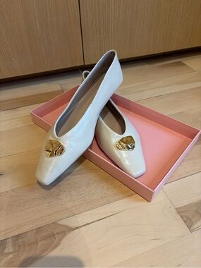 Women's Ivory Leather Ballet Flats with Gold Accent